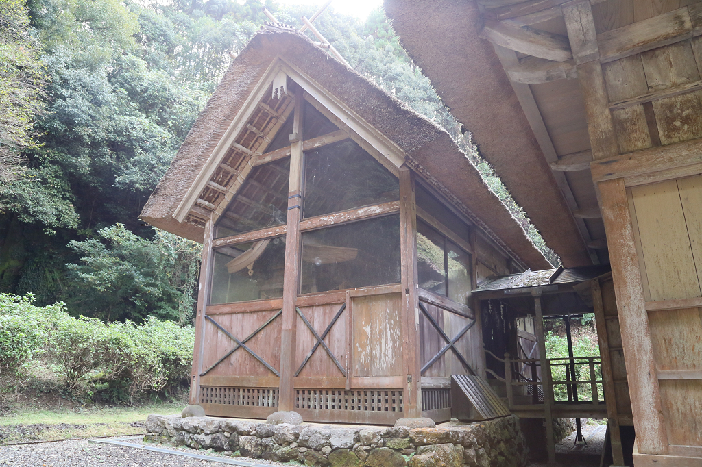 老神神社社殿