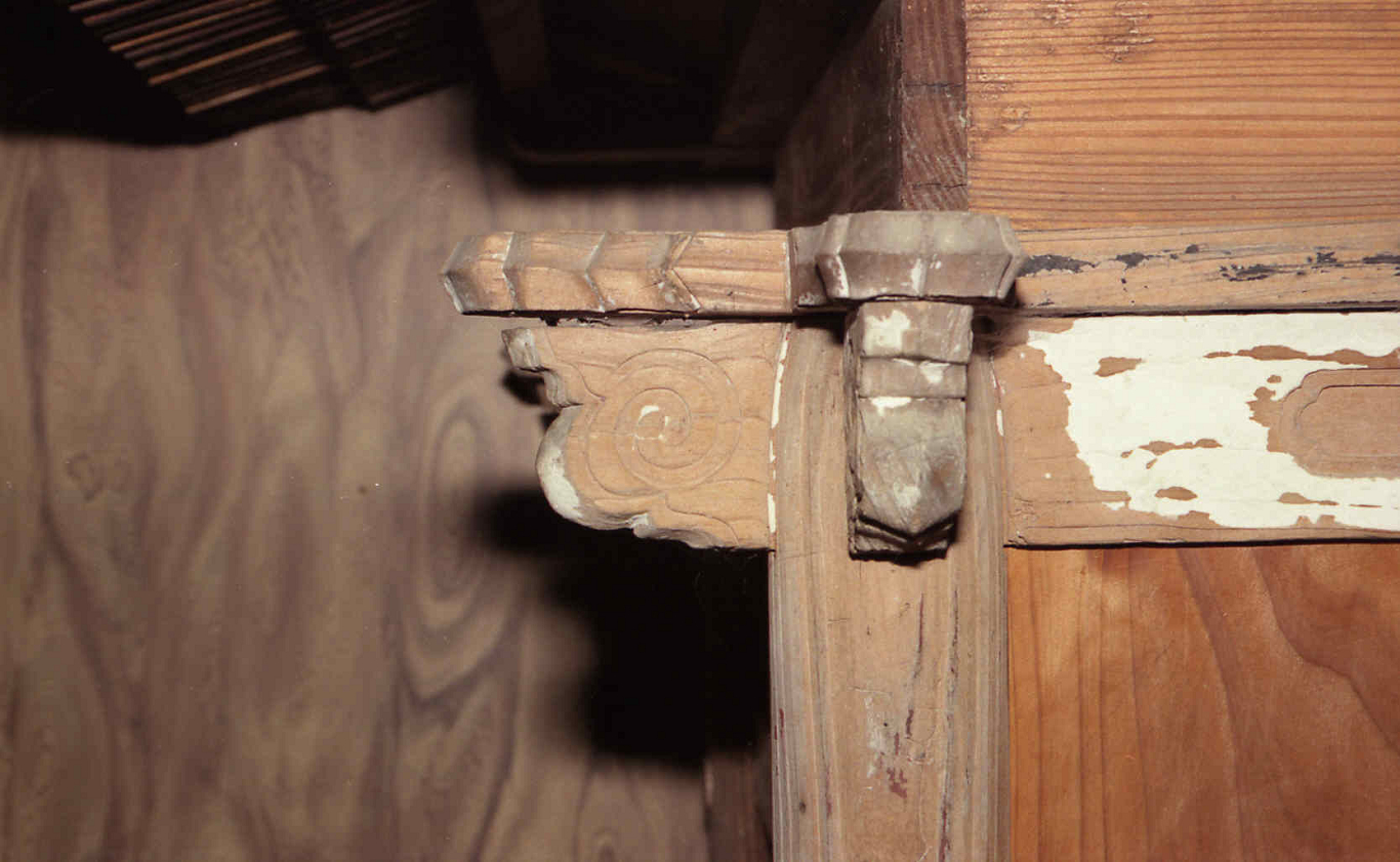 蓮華寺跡厨子木鼻、釈杖彫
                                    